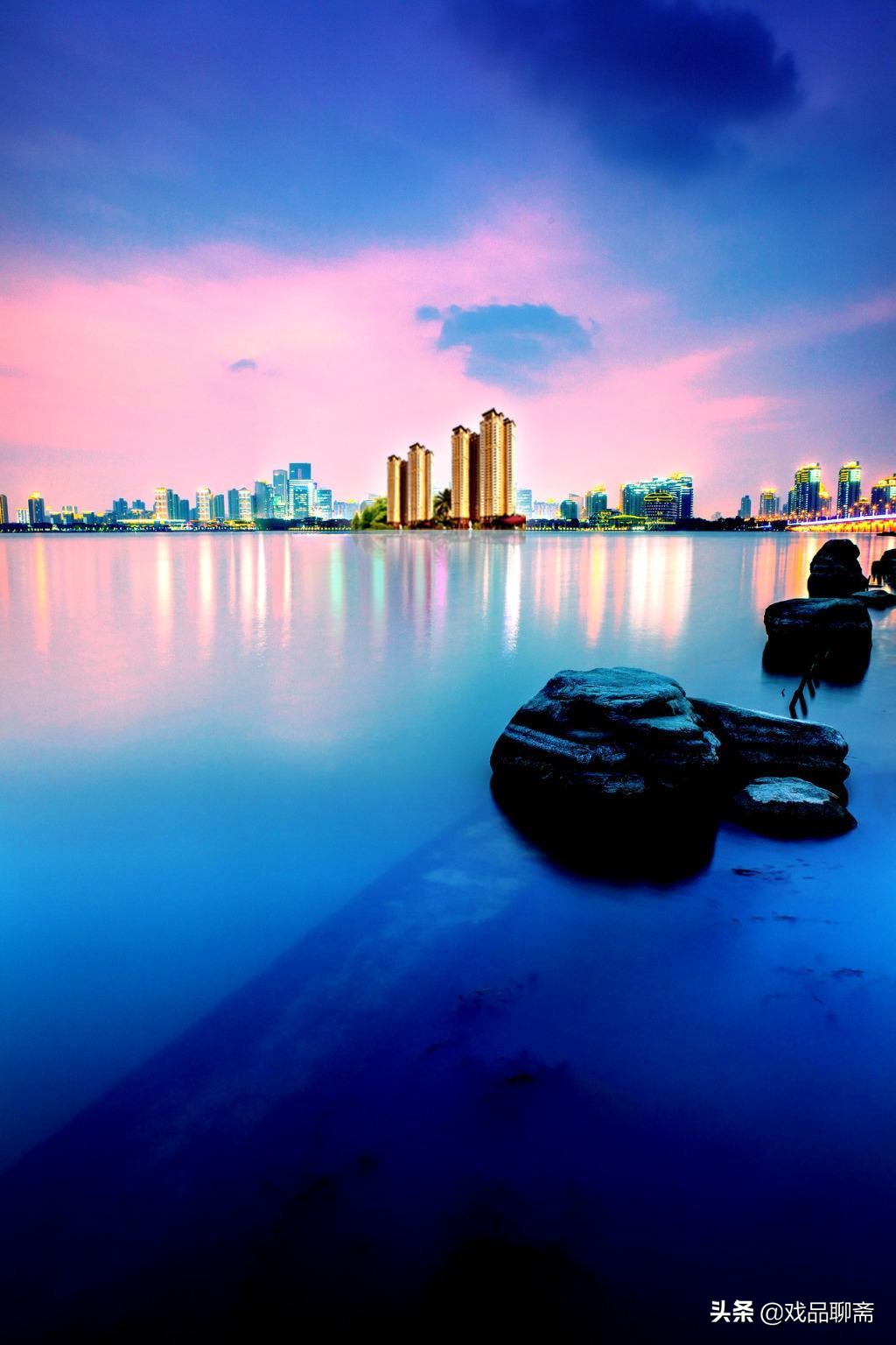 涓存睙缇庢櫙,涓存睙缇庢櫙灏芥敹鐪煎簳