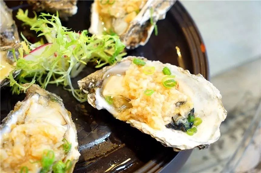 老板疯了五元一桌子菜,老板疯了系列零食