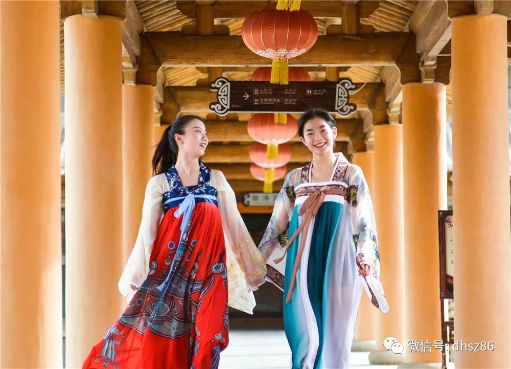 月牙泉景区敦煌山庄,敦煌山庄在哪里