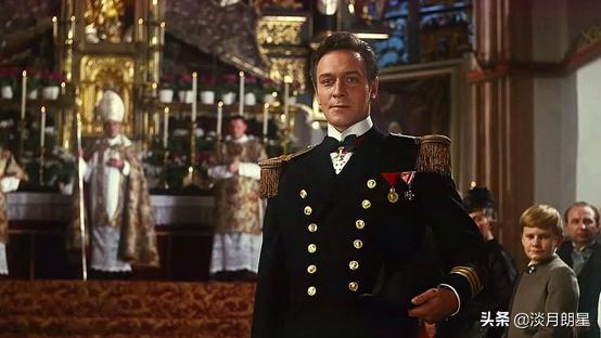 有个男人，别说三胎，七个他都带得了，就问你信不信？