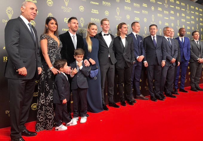 梅西6次金靴颁奖现场,梅西第8次夺得金球奖纪录片