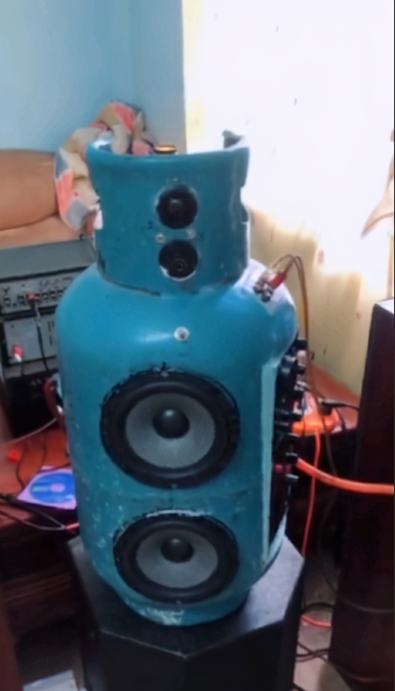 吃鸡用什么电脑配置性价比高,吃鸡和英雄联盟哪个配置高