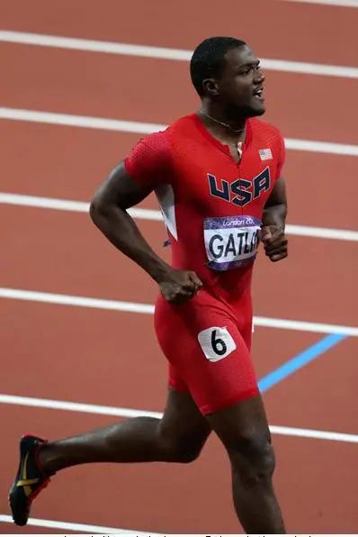 特步和nike有什么关系吗 (特步发布会上说自己可以匹敌nike)