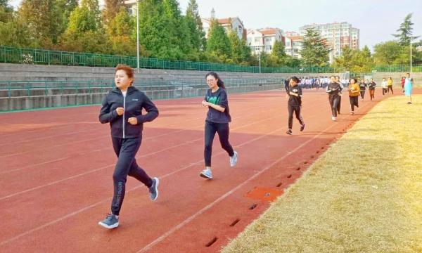 跑区区800米就“气喘如牛”？不要让体测成为你的噩梦