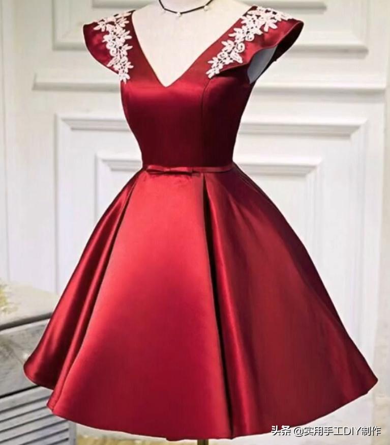 布艺拼接格子裙子,蕾丝拼贴连衣裙