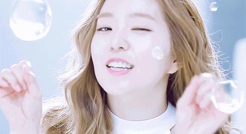 明星推荐喷雾补水仪器,雅漾喷雾和理肤泉喷雾哪个更好