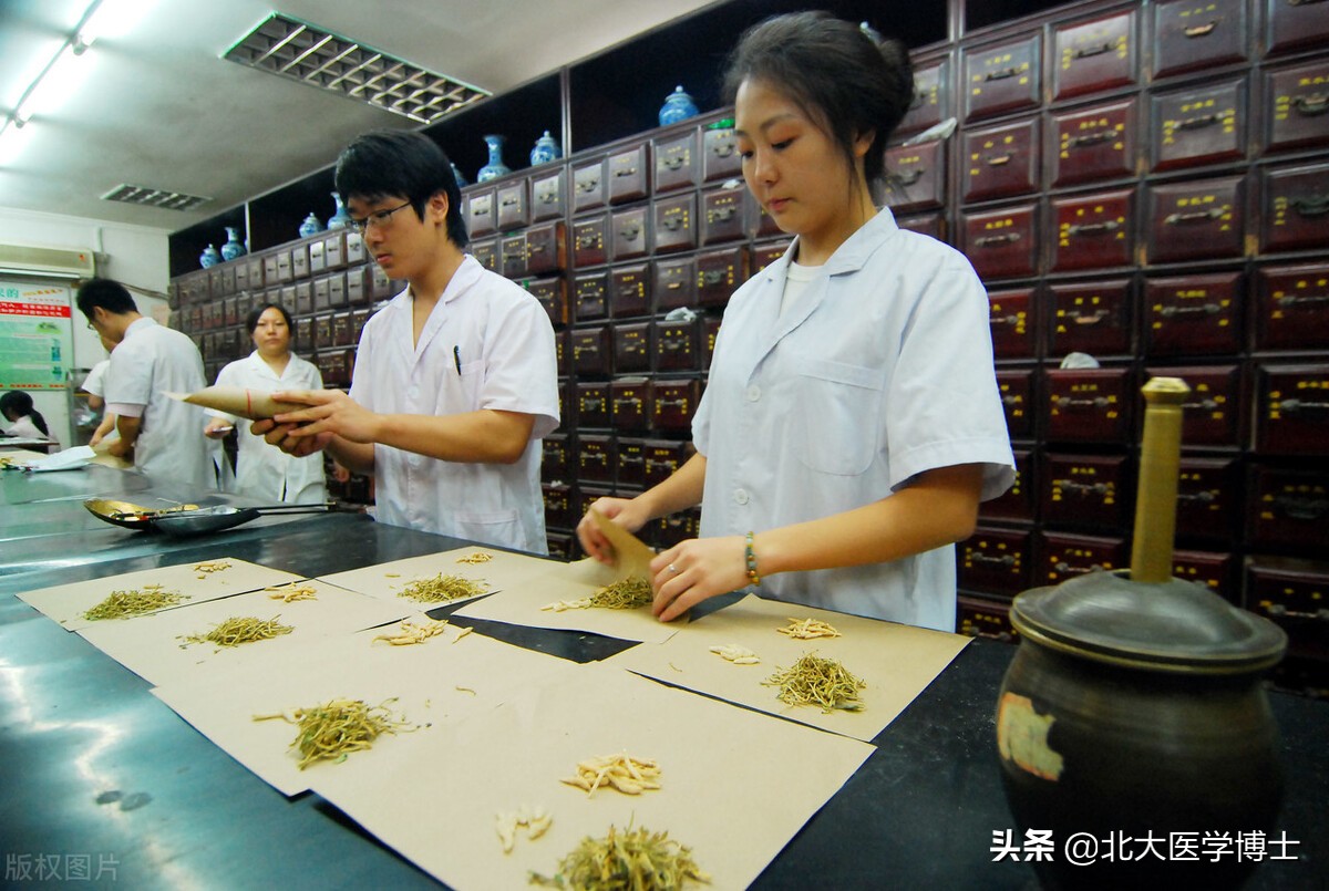 外阴白斑瘙痒用温水洗止痒吗,外阴白斑瘙痒什么药治疗效果最佳