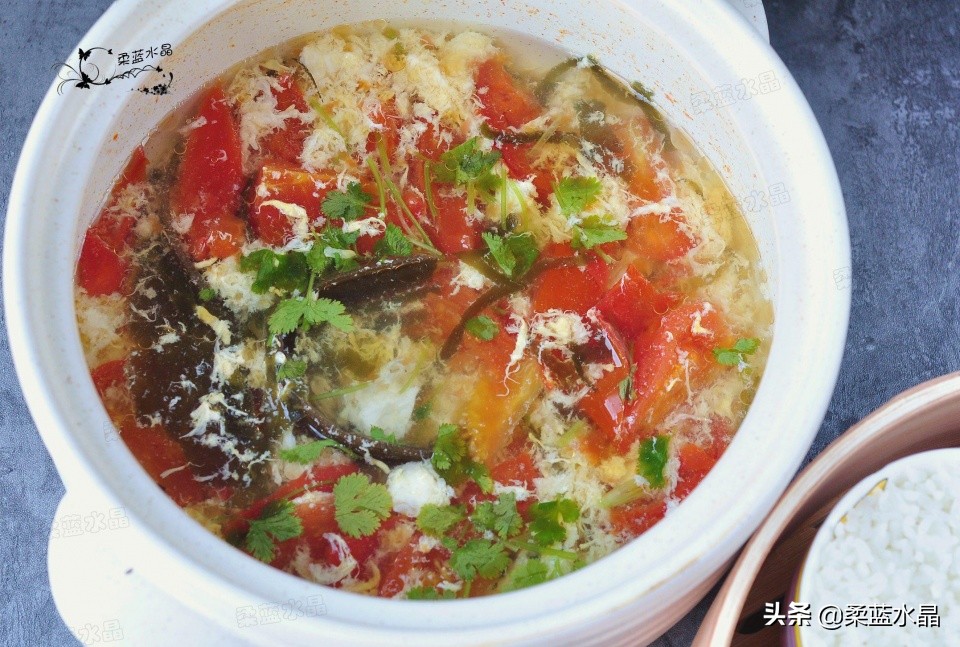 鸡放西红柿打汤怎样操作,番茄蛋汤需要放鸡汤吗