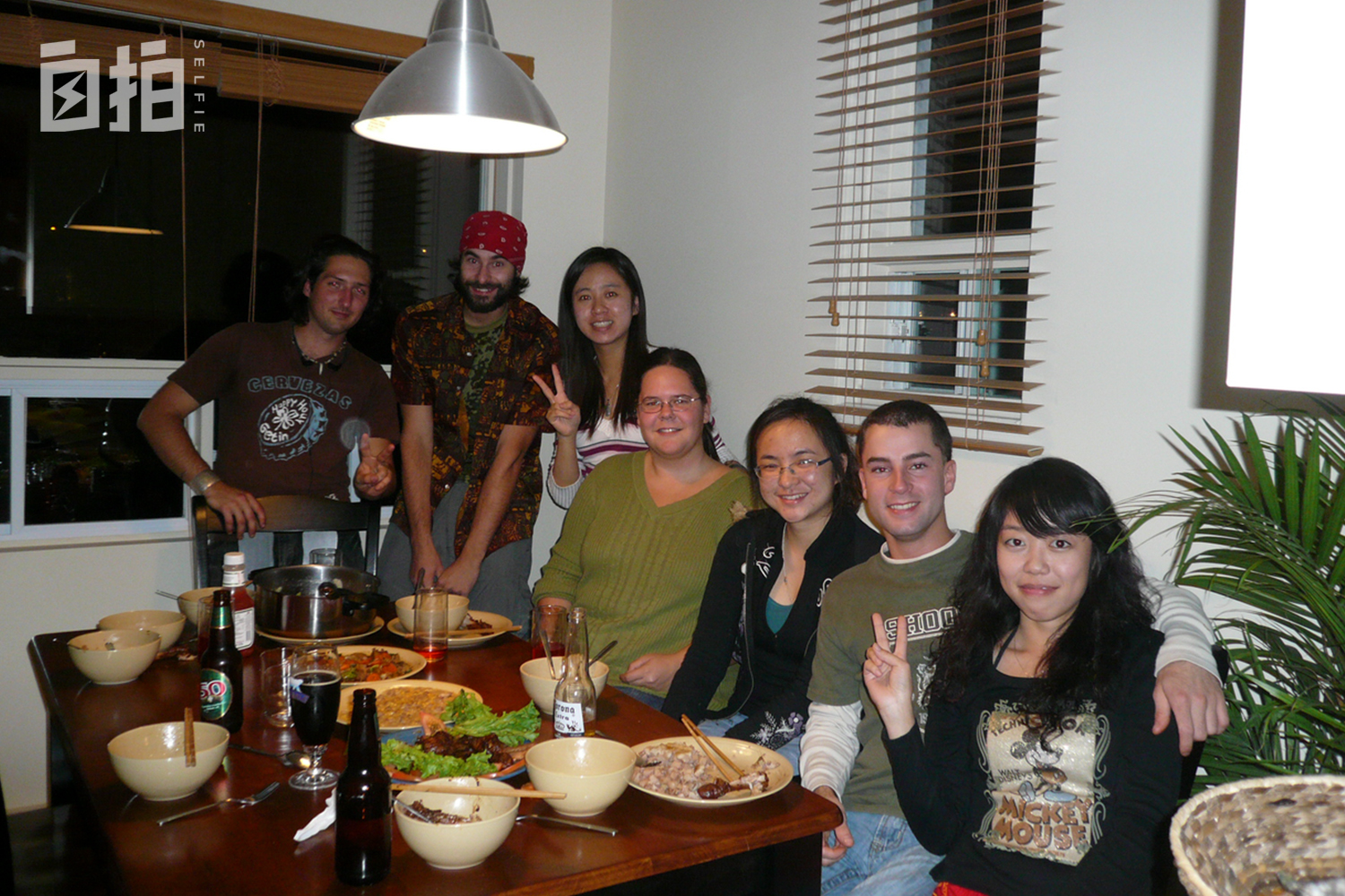 东北女大学生留学加拿大开挖掘机,在加拿大开挖掘机