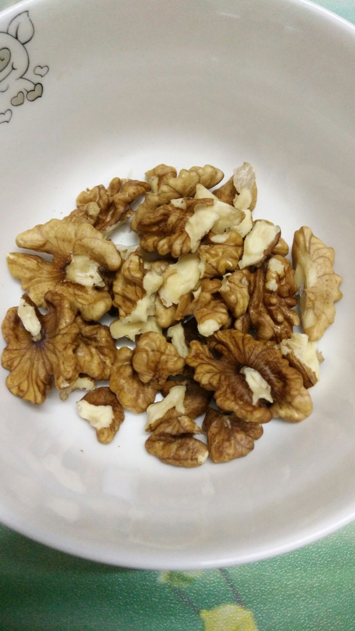 年轻白发吃什么调理最好,防脱发白发食谱