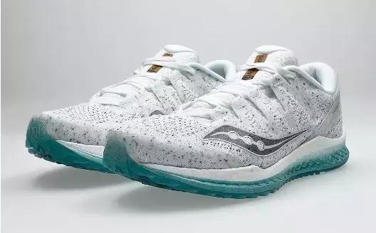 特步发财系列,特步去年卖得最好的鞋