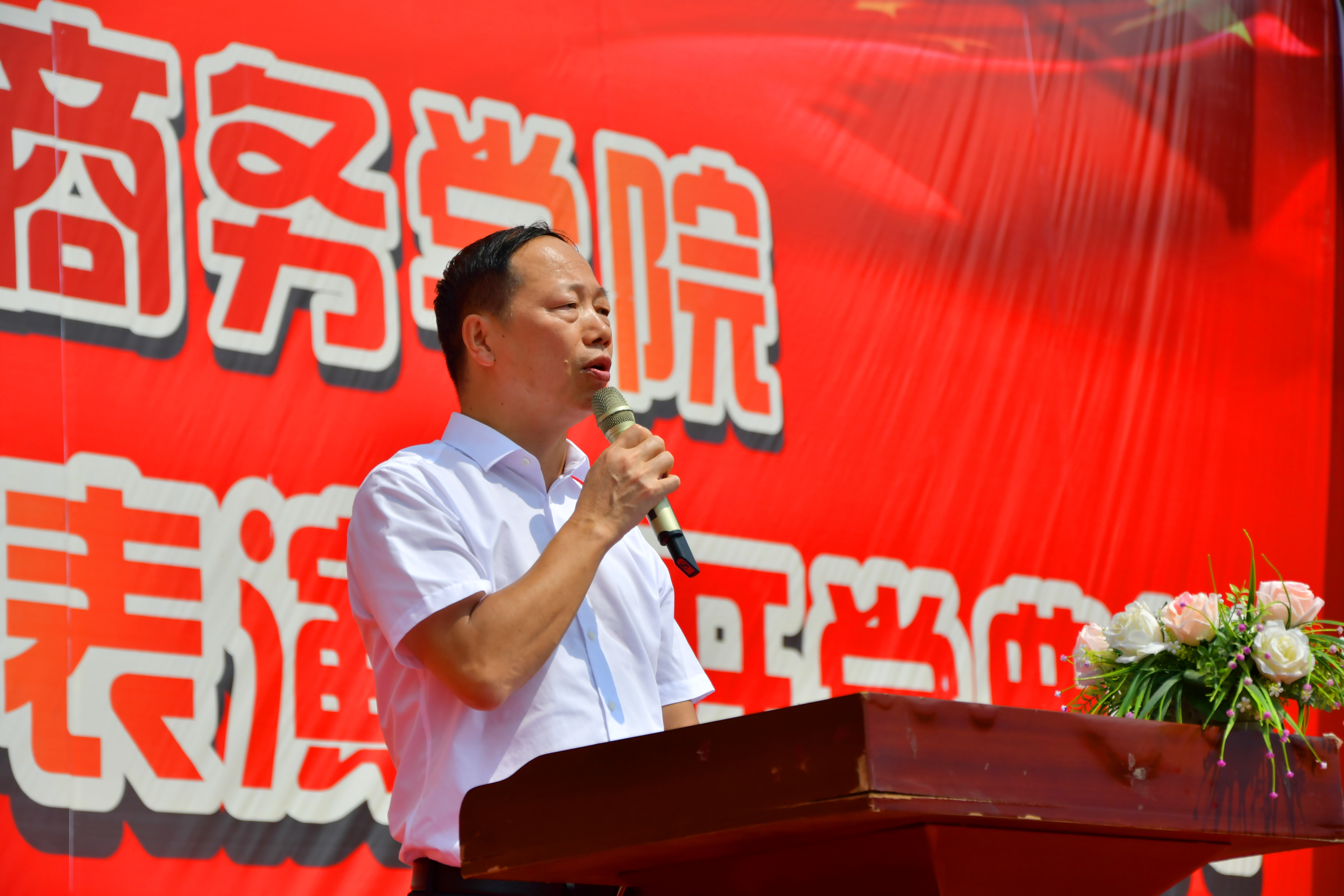 军训贵州财经大学商务学院,贵州财经大学军训成果展演