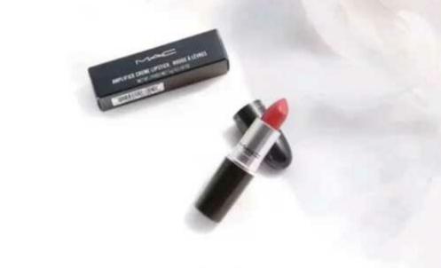 玛丽艳豆沙色口红ml034怎么买,口红蜜桃豆沙色与枫叶樱桃哪个好