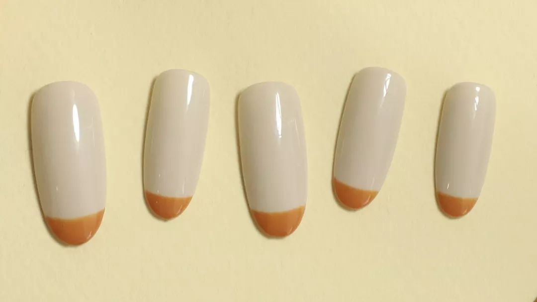 秋冬美甲小红书,美甲推荐中款ins