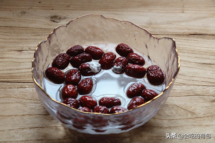 夏天吃红枣不是补血不上火方法,夏天吃红枣有没有好处