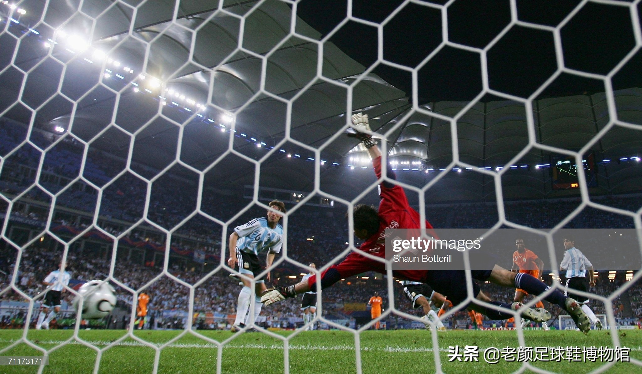 中超史上最强外援，专门碾压后卫，欧冠绝杀拜仁的非洲足球先生