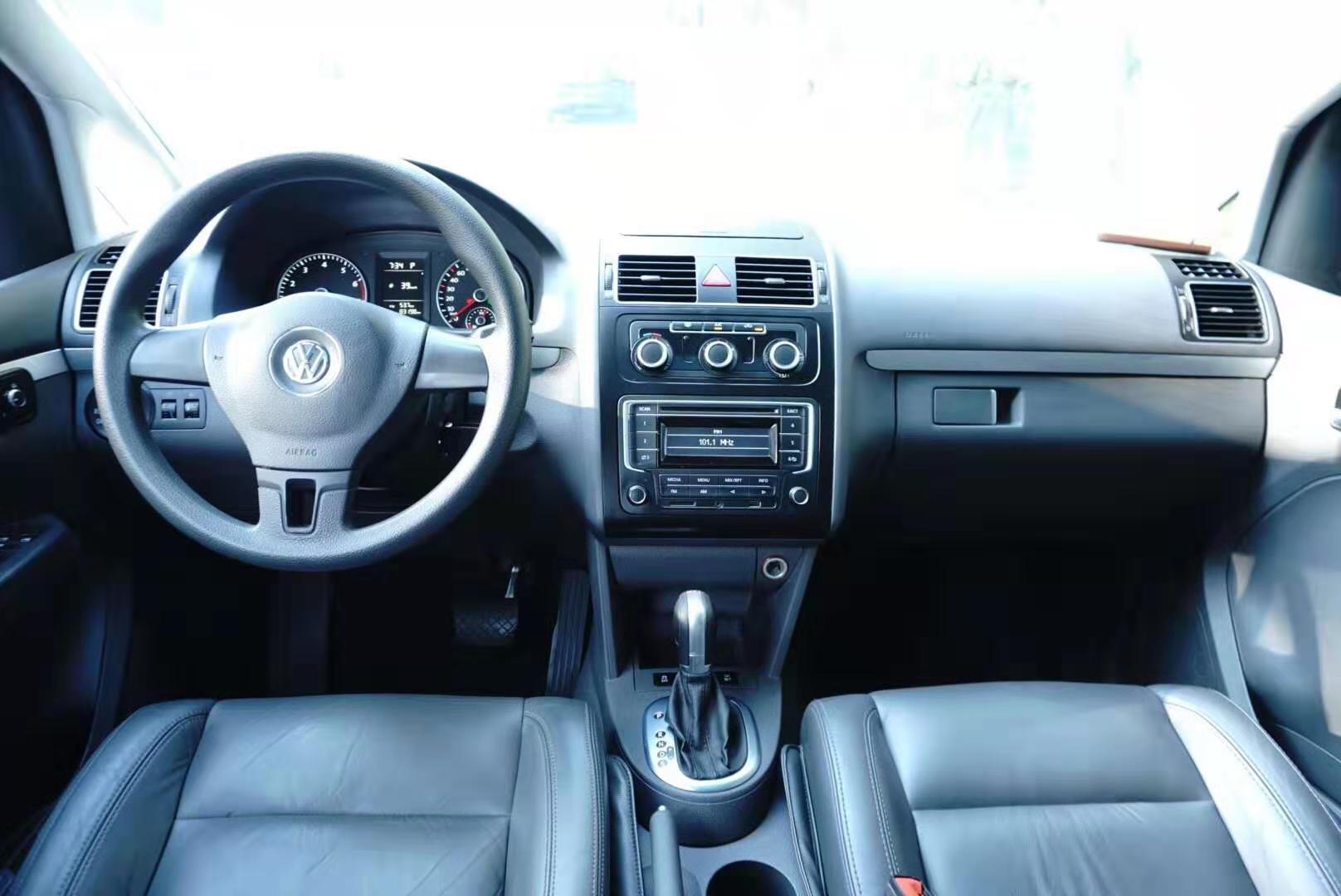 一失手买个大众赔了1万多。。。。伤透了心