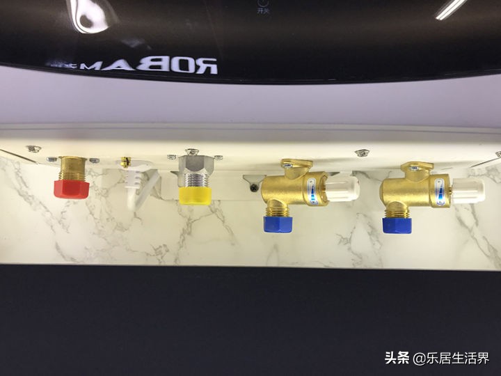 燃气热水器和电热水器哪个更实用,燃气热水器与电热水器哪个好用