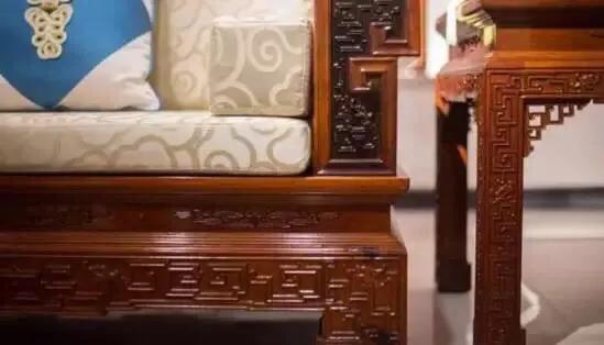 买红木家具应该怎么下手,买红木家具需要办啥手续