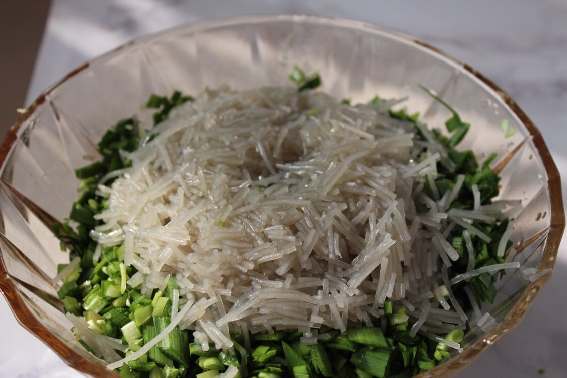 香菇鸡蛋素三鲜饺子是指哪三鲜,地三鲜水三鲜素三鲜指的是什么