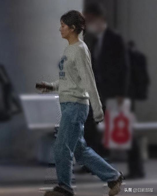 日本女性艺人照片大全新垣结衣,日本女星新垣结衣颜值下降