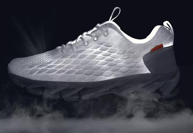 百元黑科技「运动鞋」，让我的Nike，adidas都失宠了