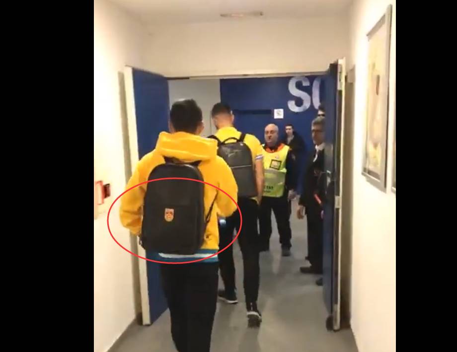 武磊背包,武磊国足背包走红