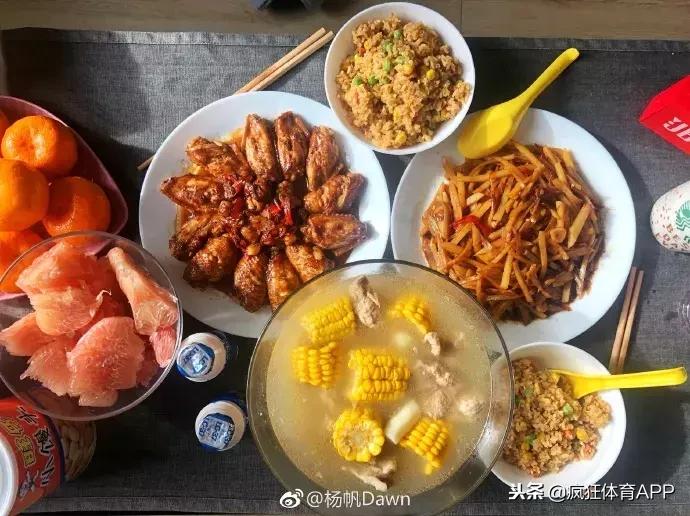 泰达U23杨帆：军训后会做菜了网友：看成军训后变菜了