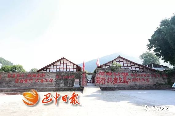 承接历史开创未来,承载历史文脉传承是否正确