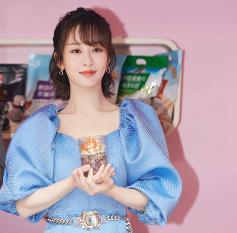 娱乐圈肖战代言,肖战一开始圈粉速度有龚俊快吗