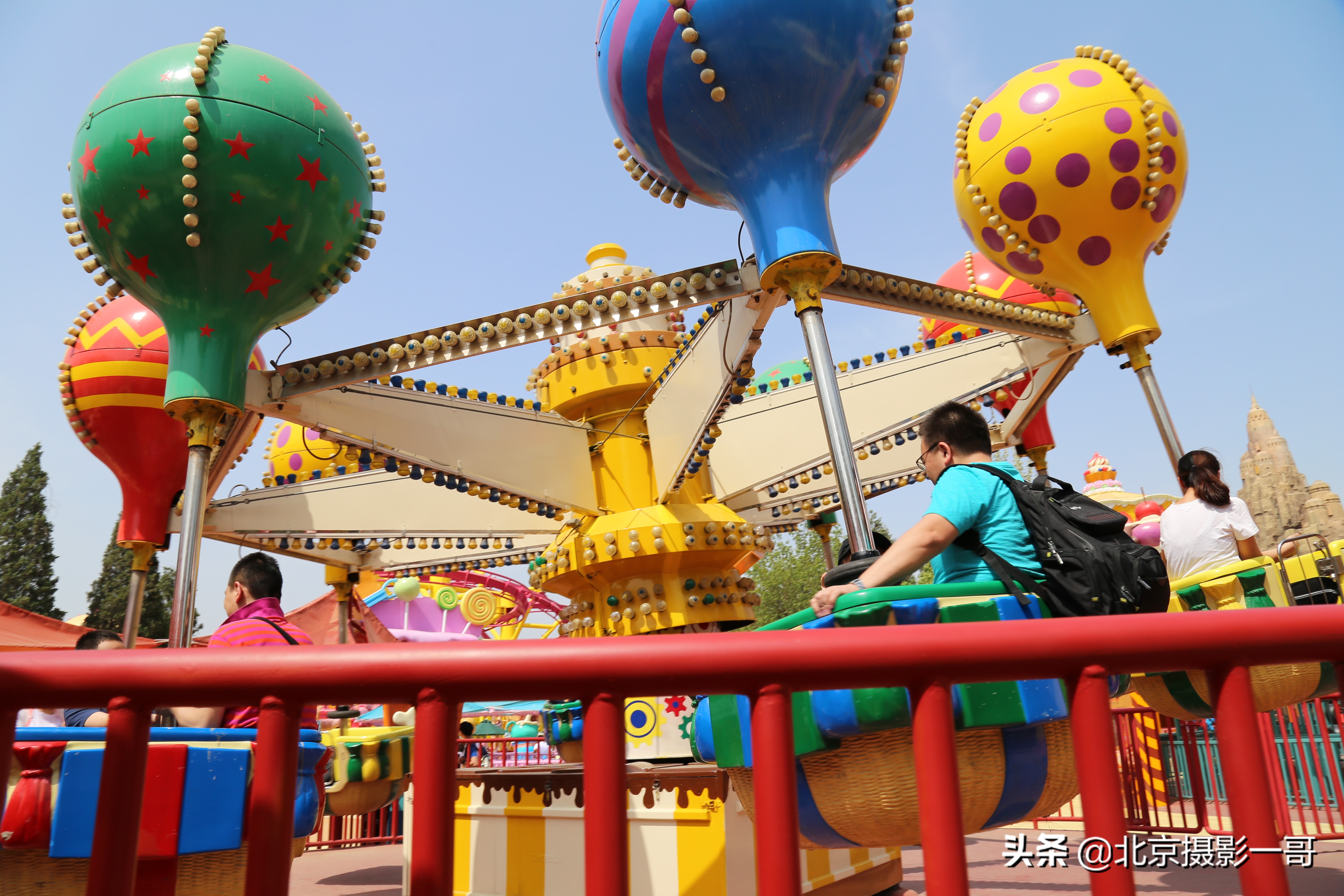 北京欢乐谷1.2米以下儿童可玩项目,北京欢乐谷雅鲁藏布大漂流小孩子