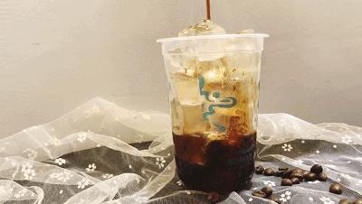 拥有台式小清新的茶饮咖啡结合所，很多人都点这杯……