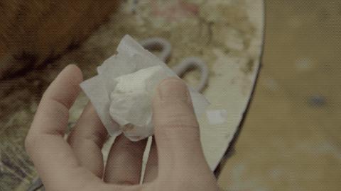 香港阴间设计师：为黄家驹订做电吉他，为张国荣粉丝订做咖啡厅..