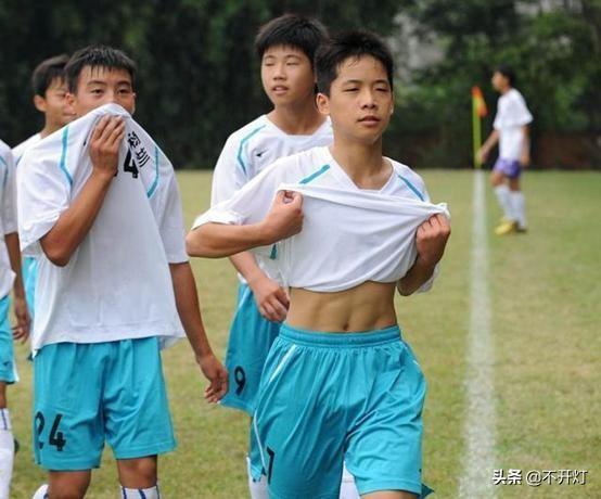 段刘愚真是越踢越自信,段刘愚成长经历