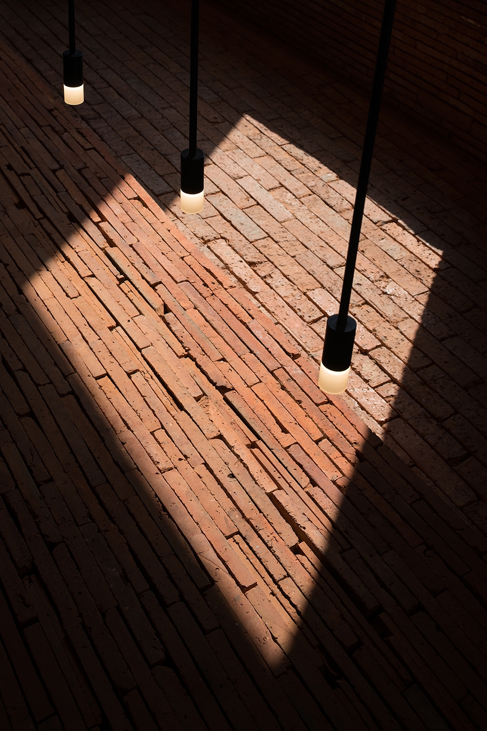 ur华师旗舰店,ur莘庄旗舰店