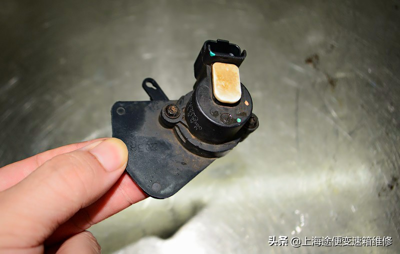 雪佛兰赛欧变速箱故障发动不了,雪佛兰赛欧无法启动挂挡不好挂