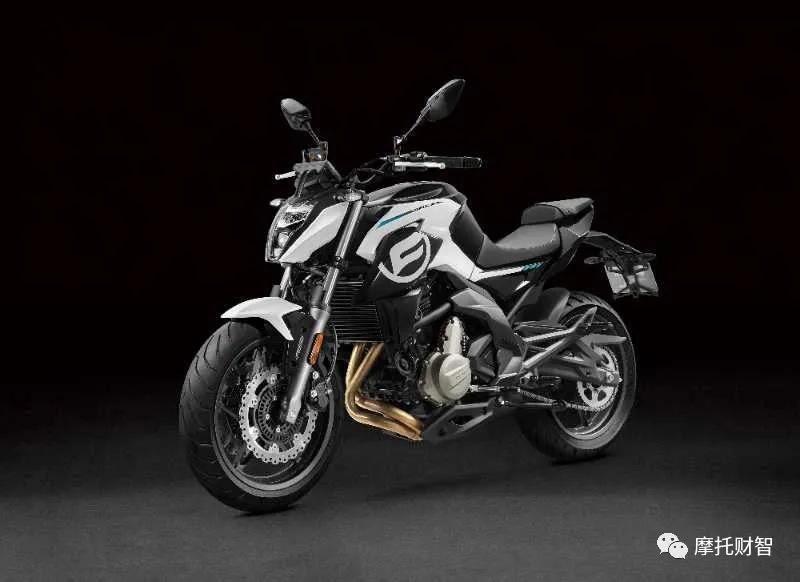 40900/29900元，2020升级款650NK/400NK，增配滑动离合TFT仪表