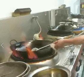 擅长“粉”、“糯”的它,总能让你“芋”罢不能