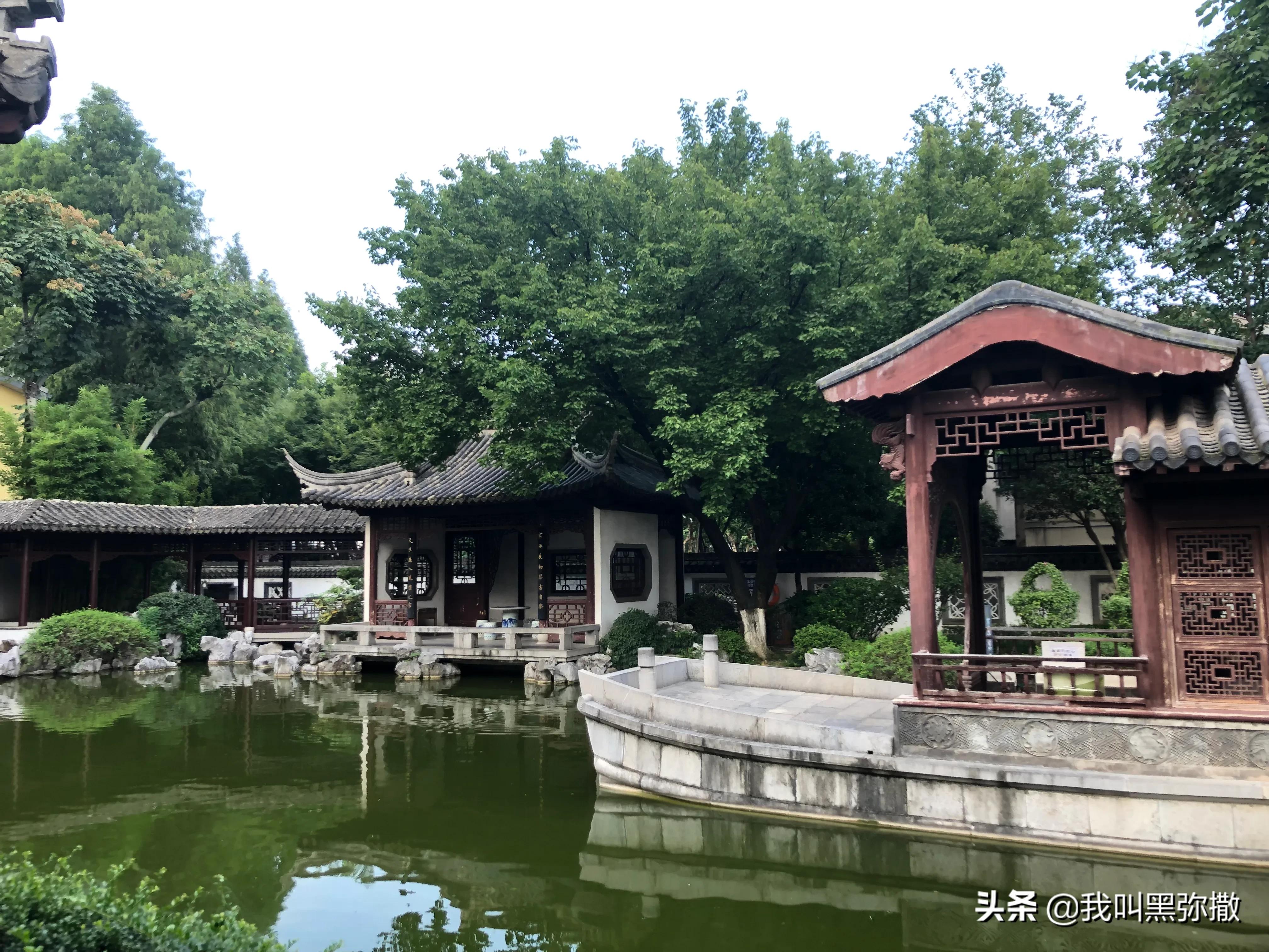 感悟红楼梦自创诗,红楼梦清风明月自创诗