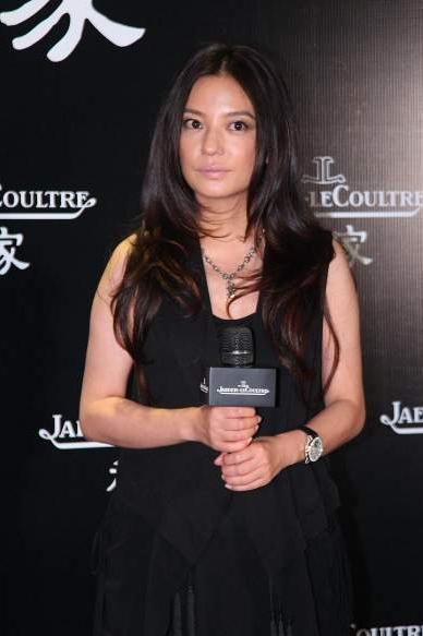 赵薇和她的姐弟关系,赵薇亲哥哥是谁