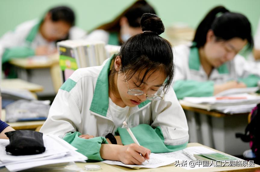 今年临泉县高考600分以上有多少人,临泉县高考人数2024总人数