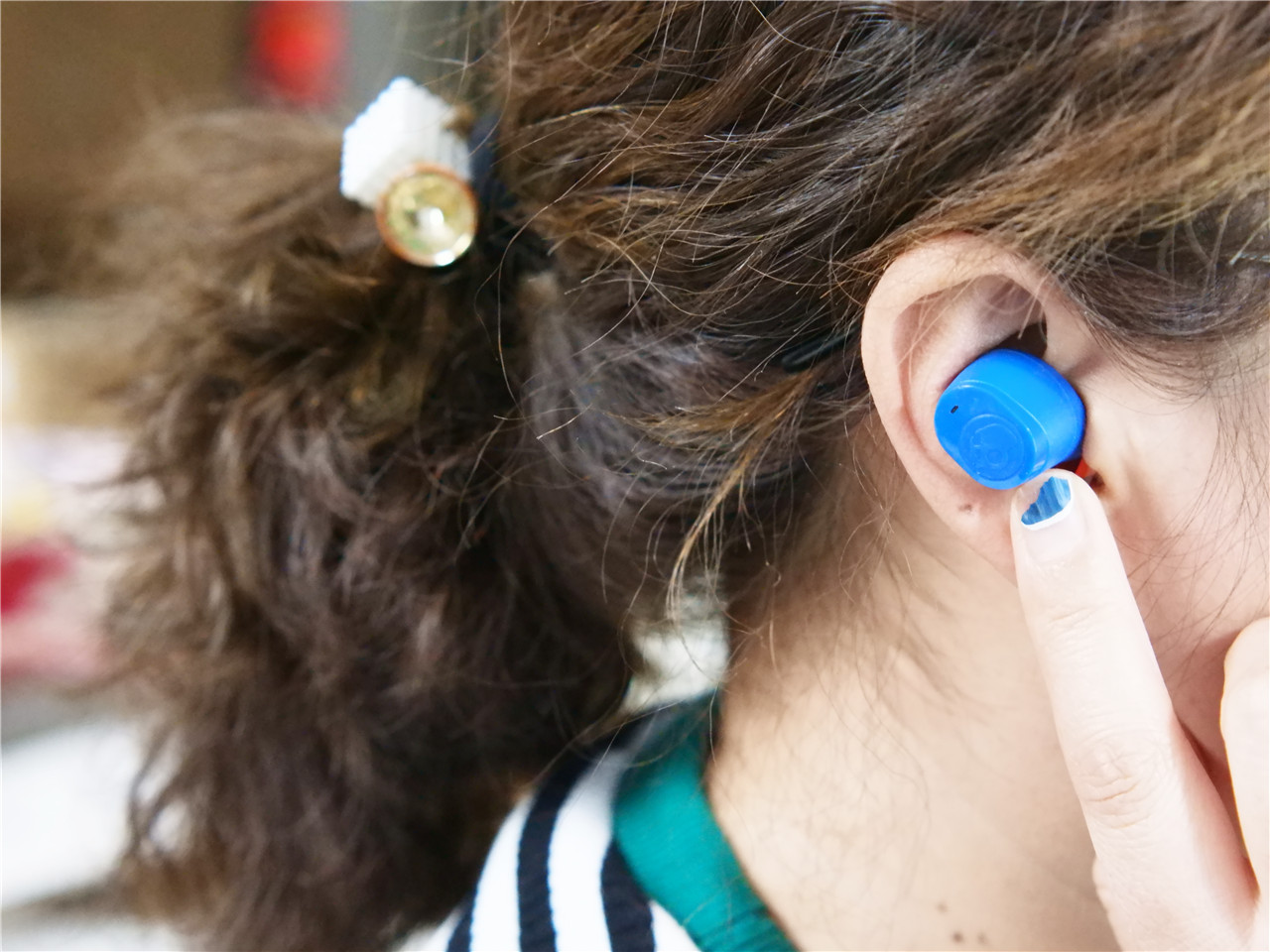 SkullcandyHESHEVO无线头戴蓝牙耳机,骷髅头吉布豆蓝牙耳机测评