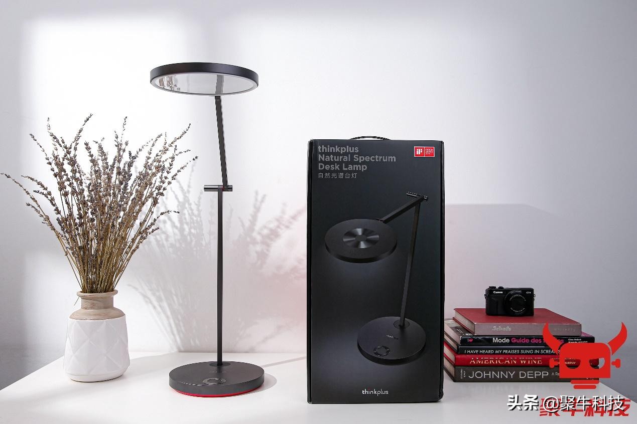 thinkplus台灯,thinkplus自然光谱台灯