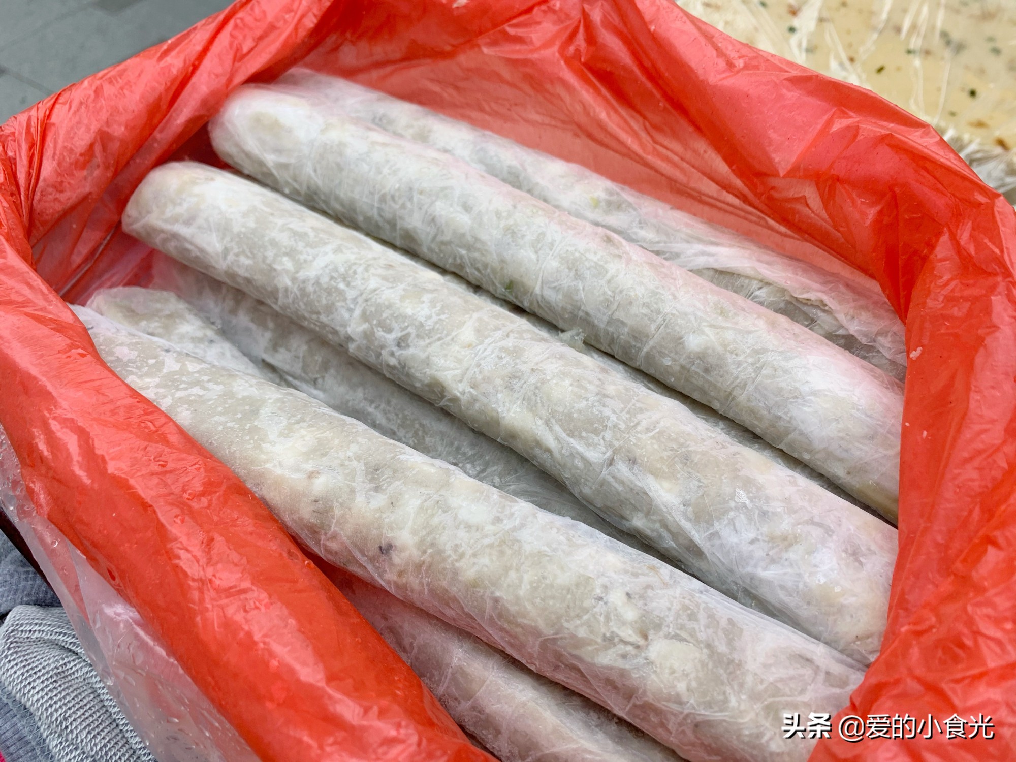 小区门口夜市摆摊什么最好卖,街边摆摊成本低风险