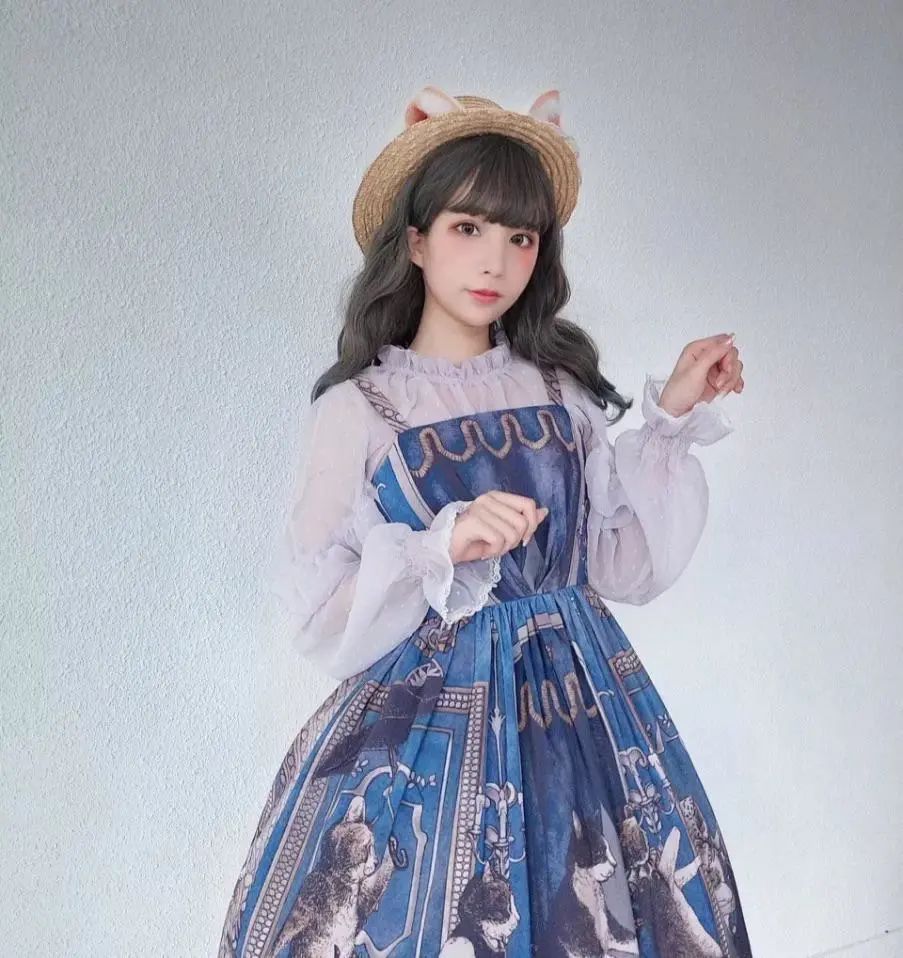 留学日本，做JK制服，二次元女孩用创业终结叛逆