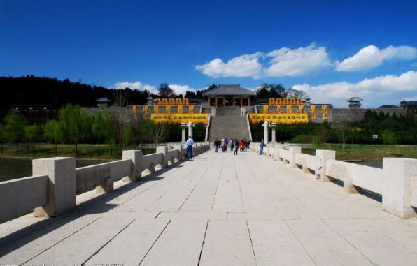 重温红色的圣地,重温红色之旅品味延安文化