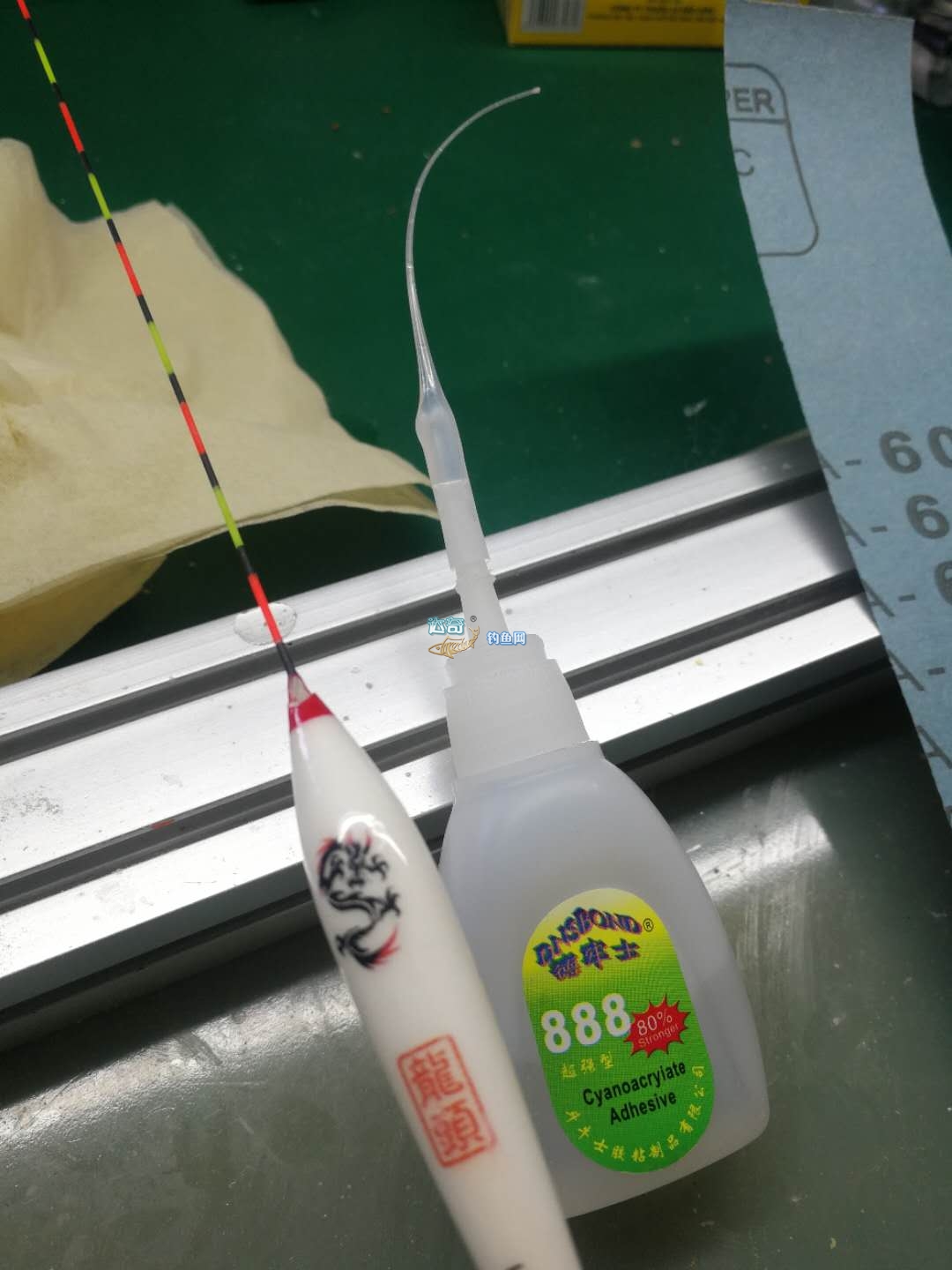 纳米浮漂漂身开裂修复视频,孔雀与浮漂开裂怎么处理