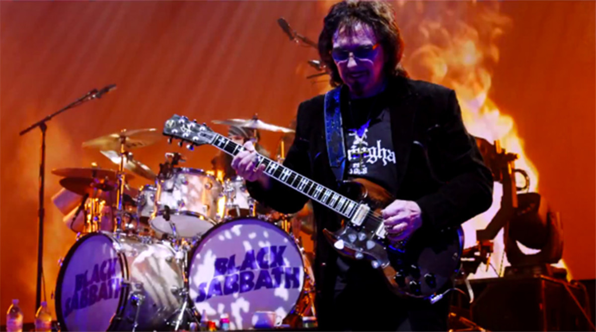 重金属创世纪：黑色安息日首专的创作灵感