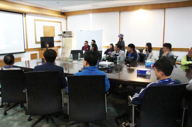 展科技创新“智”造国内20家媒体齐聚新会开展媒体采风活动