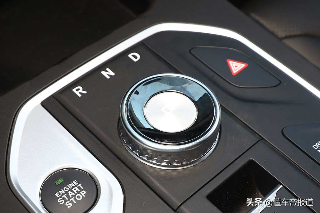 东风风光580红星版手动精英版试驾,580东风风光2021款落地价